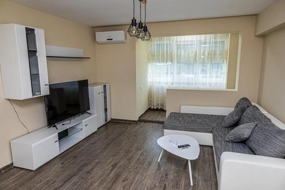 Iulian Apartment Braila Luaran gambar